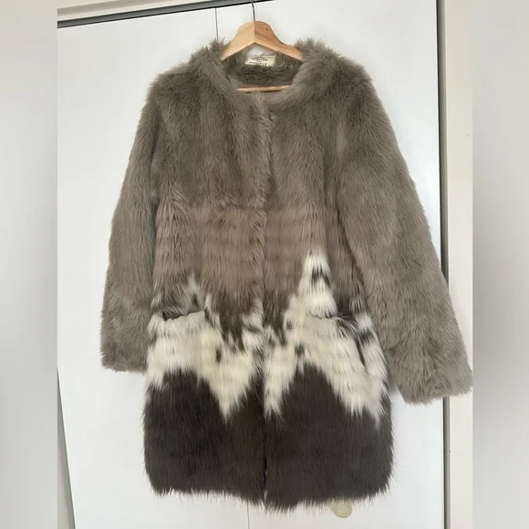 Fur Jacket - Picture 10 of 10